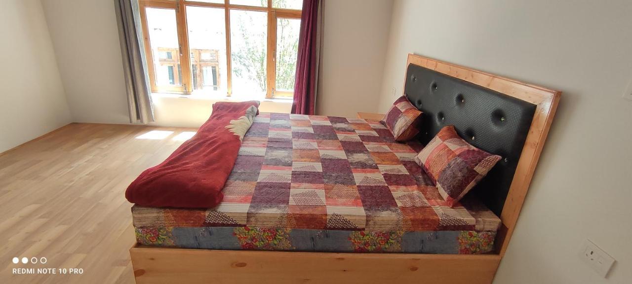 Noor Guest House Leh Eksteriør billede